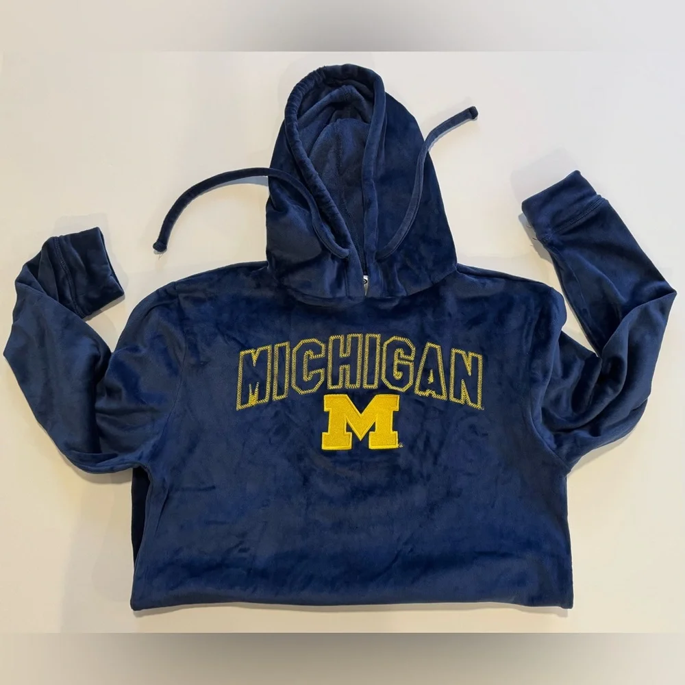 Michigan Women's Navy Blue Fleece Hoodie - Picture 4 of 13